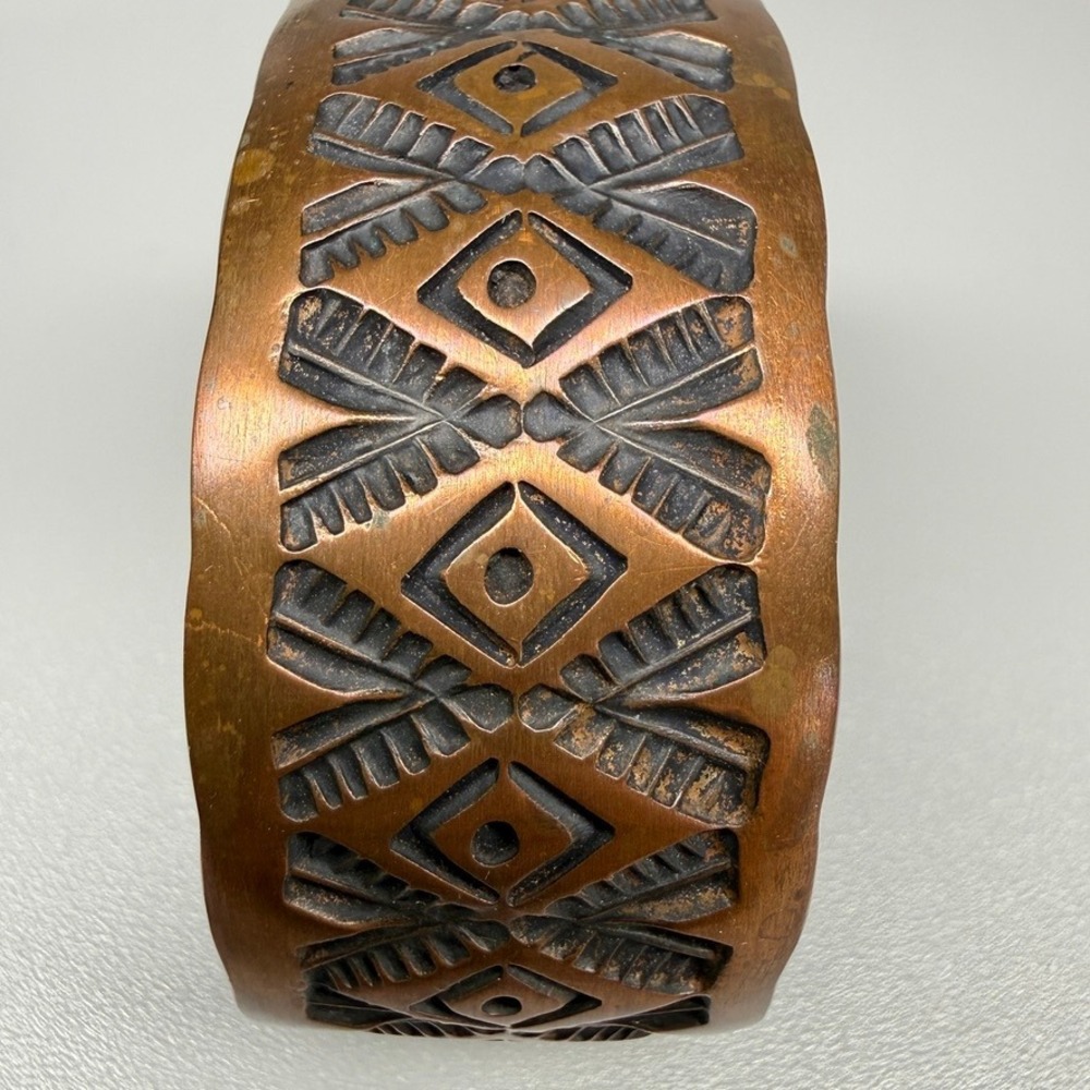 Navajo Nora Tahe Bill Copper Cuff Bracelet Signed Artisan Heavy Quality 7.25" - Picture 2 of 10